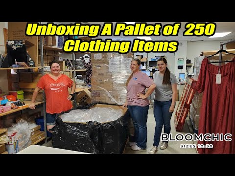 Unboxing a Pallet of 250 Clothing items! Check out all the cute Bloomchic items. Via Trading
