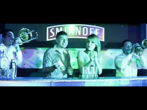 Dessia El Otro La Chica De La Barra