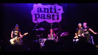 Let Them Free - Anti-Pasti (live)
