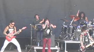 Escape The Fate - Fire It Up! - LIVE at DOWNLOAD FESTIVAL 2013