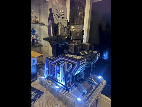 stand for tranformer megatron and optimus prime robosen fan made 3d printed.