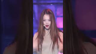 Download lagu Comeback terakhir Sulli bersama F(x) 😭 #Sulli #F(x) #Red_Light mp3