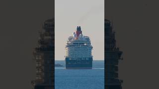 Queen Anne #cruiseship #cadiz #cruise #ship #buque #travel #cunard #queenanne #vessel