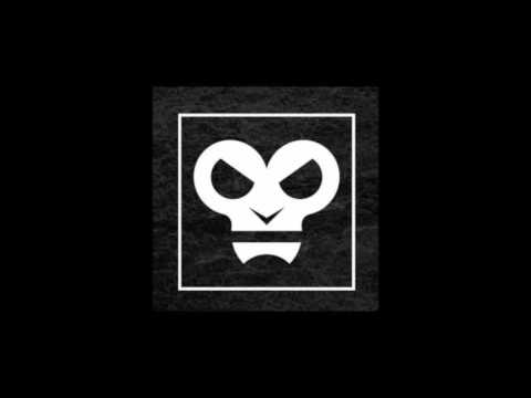 Apexape & Chris Lorenzo - Listen Up