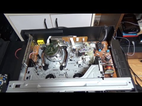 Memorex MVR1026 VCR and Toshiba 14AF43 CRT TV