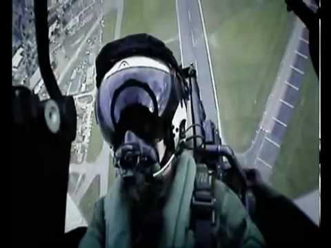 YouTube - Top Gear - Bugatti vs. Typhoon Jet.mp4