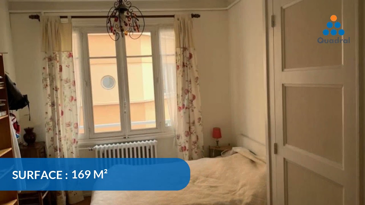 Watch video Appartement À vendre - 8 Pièces - Lyon - 896 000 € Appartement À vendre - 8 Pièces - Lyon - 896 000 €