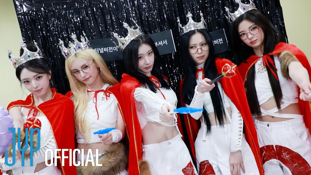 ITZY “TUNNEL VISION” BEHIND #2