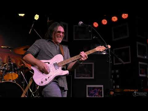 Josh Garrett 2025 04 07 Boca Raton, Florida - The Funky Biscuit - String Of Problems