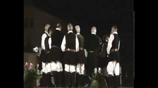 preview picture of video 'Ballende e cantende umpare a nois Ozieri 2014 -Coro Citta di Ozieri'