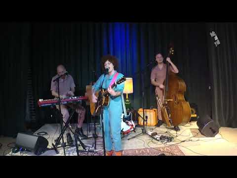 Carsie Blanton, "Party at the End of the World" LIVE @FolkAllYall Listening Room Series
