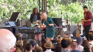 Basia Bulat sings Tall Tall Shadow @ Interstellar Rodeo Edmonton 2017