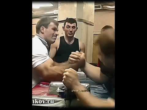 Young Denis Cyplenkov Vs Ivan Matyushenko 💪🥶 #deniscyplenkov #armwrestling #shortsvideo