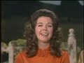Susan Raye   Buck Owens   I Was Looking Back to See   Hee Haw  1972
