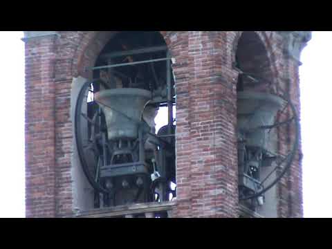 Le campane di Treviolo (Bg) - Frazione Albegno - Concerto funebre solenne