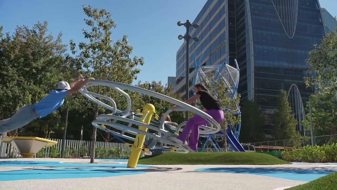 What inertia tests can you run on the playground spinner – safely?