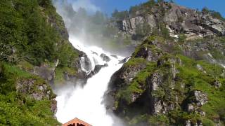 preview picture of video 'Latefossen waterfall'