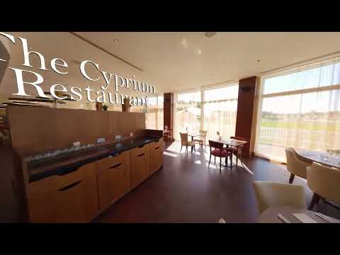 Lingfield Park, on-site Hotel and Restaurant