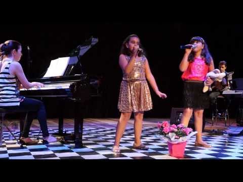 BIDELLATI- Recital de Instrumento - Yasmim Porcelo e Alice Simoneti "Filhote do Filhote" - 12/2013