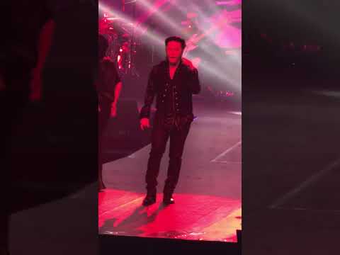 iKon Take Off in Manila 2023 - Kiss Me (DK) #Ikon #Kpop #iKONinMANILA2023 #iKONWORLDTOUR2023