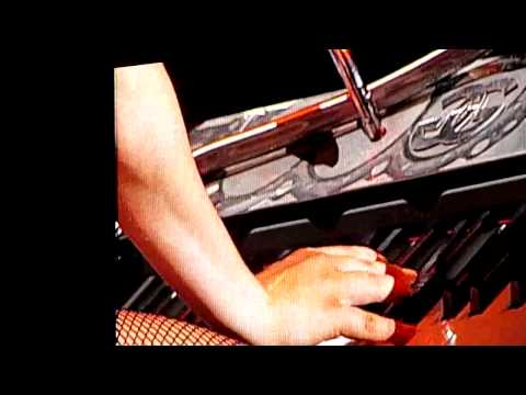 120510 Lady_Gaga_Hair_@Saitama