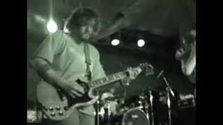 Hopesfall - 02 - Decoys like curves live @ Belo Horizonte, Brasil