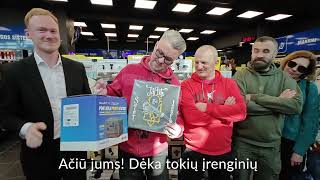 Ukrainos muzikantams perduota kilnojama energijos stotelė