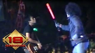 Download lagu Nidji - Heaven  (Live Konser Medan 4 Mei 2008) mp3