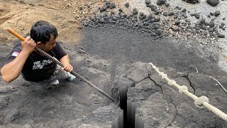 Download lagu Mining black volcano mp3