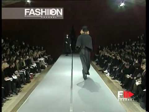 "Yohji Yamamoto" Autumn Winter 1995 1996 Paris 6 of 7 pret a porter woman by FashionChannel