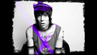 Nevershoutnever - Lovesick