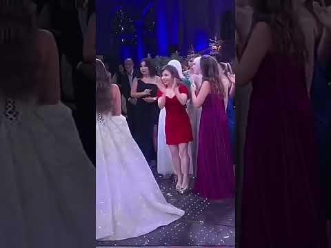 Proposal in her best friend wedding ❤️ #engagement #wedding #surprise #proposal #marriage