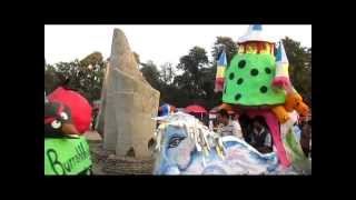 preview picture of video 'Chandigarh Carnival 2012 Cartoon Rides made from Rikshaw Funny'