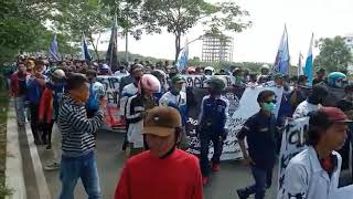 Download lagu Aksi 500 anggota xtc kabupaten bekasi tolak RUU omni bus law mp3 Download lagu Aksi 500 anggota xtc kabupaten bekasi tolak RUU omni bus law mp3