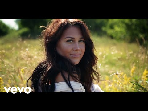 Elina Born - Kordumatu (Lyric Video)