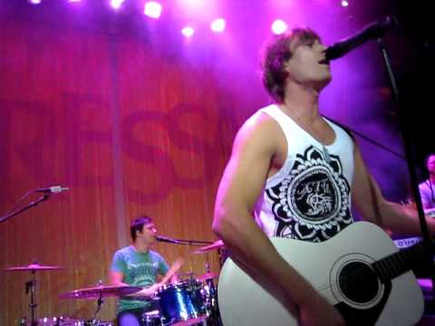 The Giant Leap - Somebody else