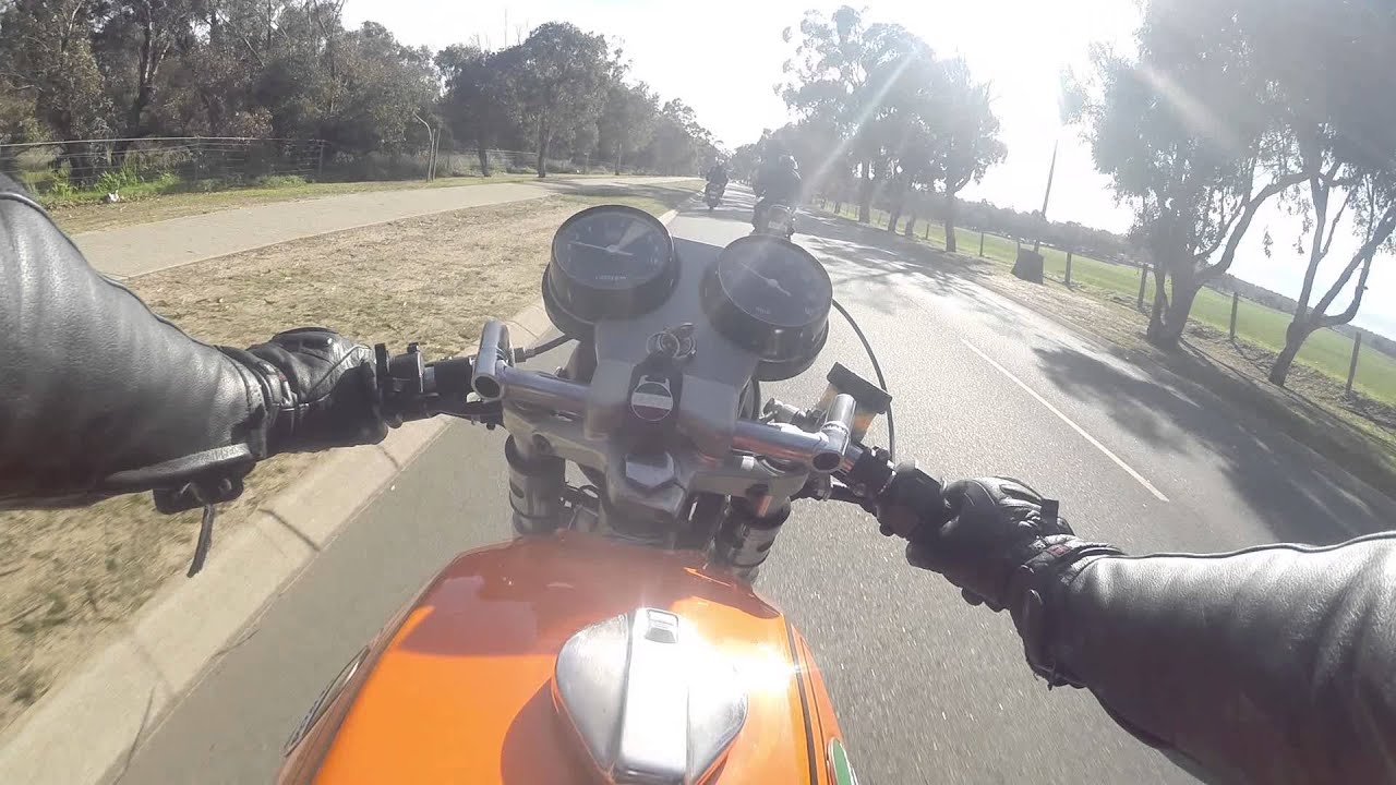 79/80 Jota. Laverda gathering in Perth. 'Sunny day for Laverdas'.