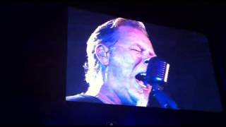 Metallica xmas sweater! -- Zach de la Rocha update -- Cancer Bats new video -- Deep Purple DVD clip