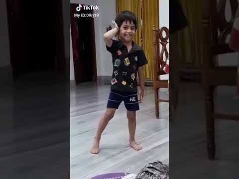 Cute chirgu..with funny dance