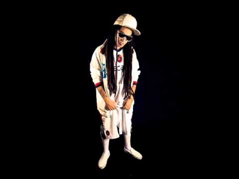 Guè Pequeno feat. Vacca & Daniele Vit - Voglio lei