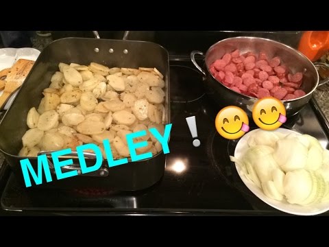 download lagu mp3 mp4 Sausage Medley, download lagu Sausage Medley gratis, unduh video klip Sausage Medley