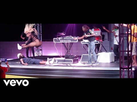 Naveesh - Hot Fire Coal (Official Music Video - Extended)