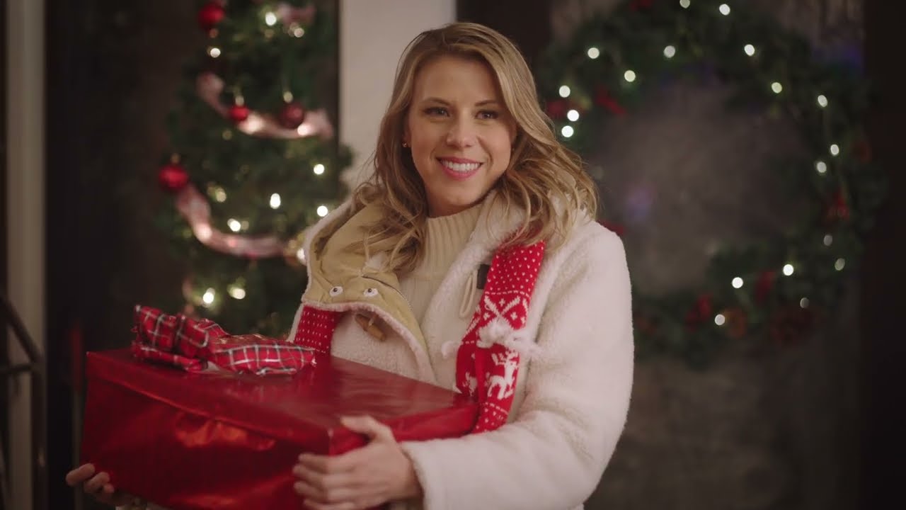 A Cozy Christmas Inn