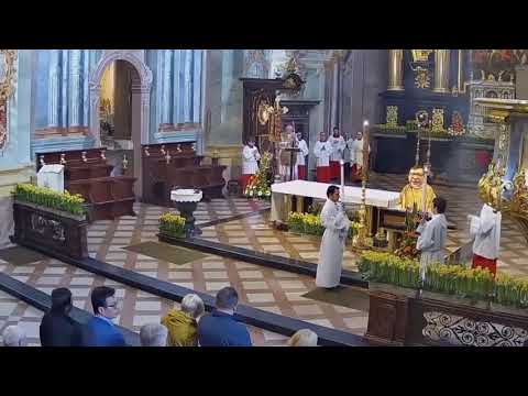 Zbigniew Stonoga Wygłasza Modlitwę