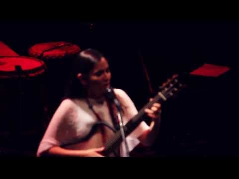 Marta Gómez - Este instante (con Georgina Hassan) - Directo en Buenos Aires