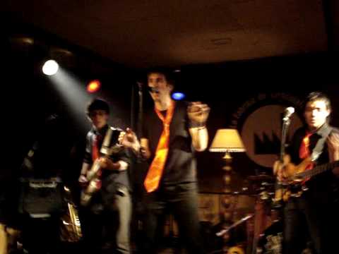 Faino Ti - A la mañana siguiente