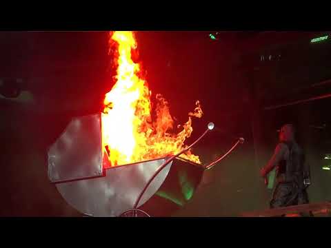 Rammstein - Puppe (Subtitulada en Español)