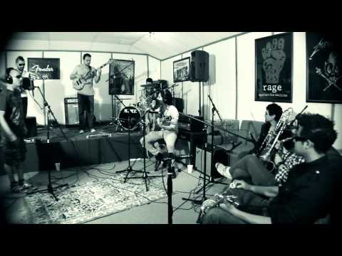 Yaco & Los Ajenos - Welcome to Paradise