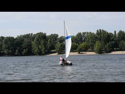 Pilismaróti öböl, vitorlás