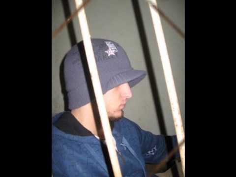 Away - 07. UDAV [Paljba iz garaze, 2009] (Serbian Rap).wmv